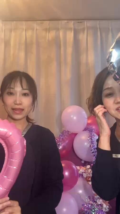 .
.
SUQRASは4/9で
9周年を迎えることができました✨
いつもありがとうございます。

周年イベントの詳細、
記念すべき初の
インスタライブをさせていただきました。
終始不慣れなインスタライブで失礼致しました💦

皆様に感謝の気持ちが
伝わっておりましたら幸いです♡

10年目もどうぞ
よろしくお願い致します✨
皆様のキレイを精一杯
お手伝いさせていただきます。

SUQRASスタッフ一同

#suqras #個人サロン 
#小顔矯正 #痩身 
#立体小顔 
#ハイパーナイフ 
#女性専門サロン 
#四日市富田 
#富田栄町